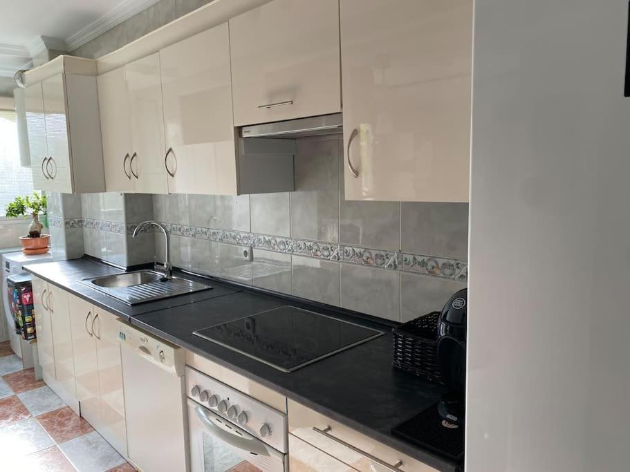 Apartamento Silda Torre Del Mar Exteriör bild